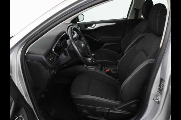 Ford Focus 1.0 EcoBoost Hybrid Trend Edition Business | Camera | Carplay | Full LED | Navigatie | Sportstoelen | Airco | Cruise control | Parkeerhulp | Bluetooth