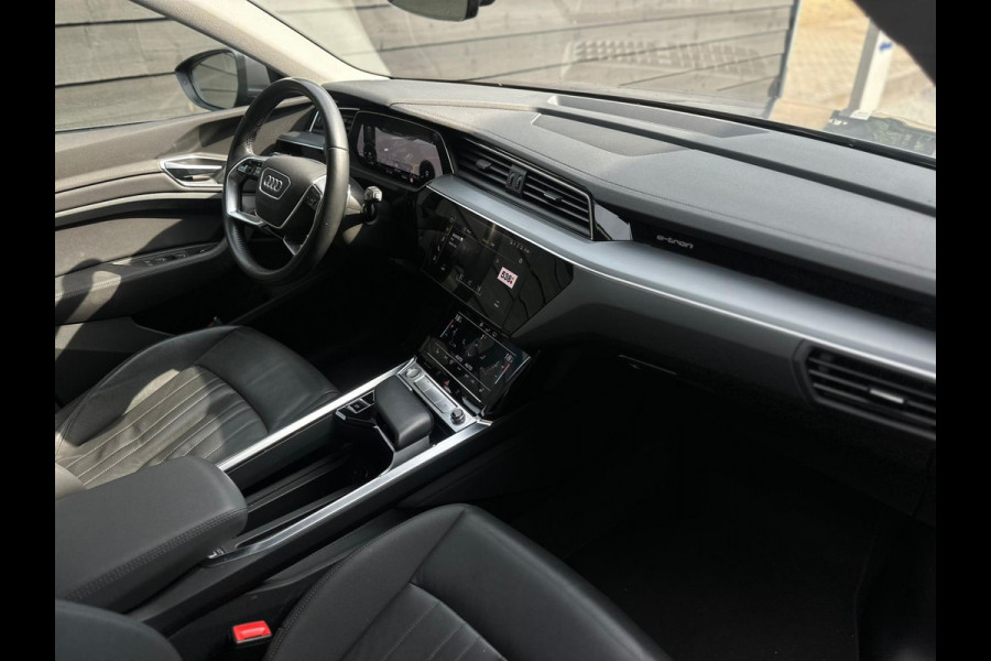 Audi e-tron E-tron 50 quattro Launch edition plus 71 kWh, panoramadak, leder, 1e eigenaar, NL auto met nationale auto pas