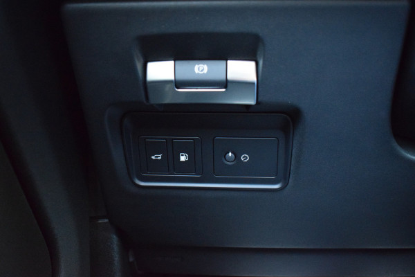 Land Rover Range Rover Evoque 1.5 P300e AWD R-Dynamic SE | 309 PK | Meridian | Leer | Memory | CarPlay