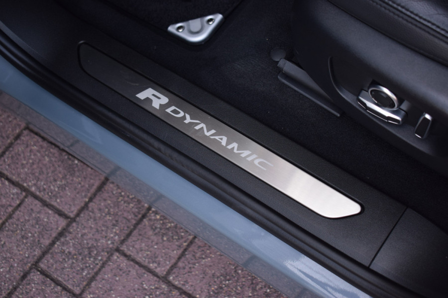 Land Rover Range Rover Evoque 1.5 P300e AWD R-Dynamic SE | 309 PK | Meridian | Leer | Memory | CarPlay