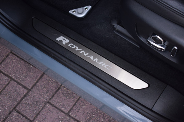 Land Rover Range Rover Evoque 1.5 P300e AWD R-Dynamic SE | 309 PK | Meridian | Leer | Memory | CarPlay