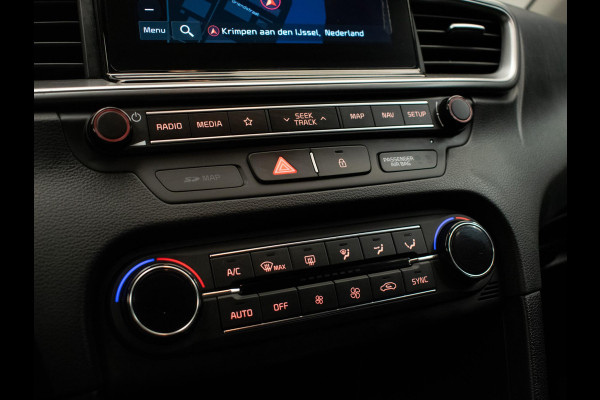 Kia Ceed Sportswagon 1.4 T-GDi DynamicLine Sport (APPLECARPLAY,NAVI,CAMERA,PDC,CLIMATE,CRUISE,LED,SPORTSTOELEN,LM VELGEN)