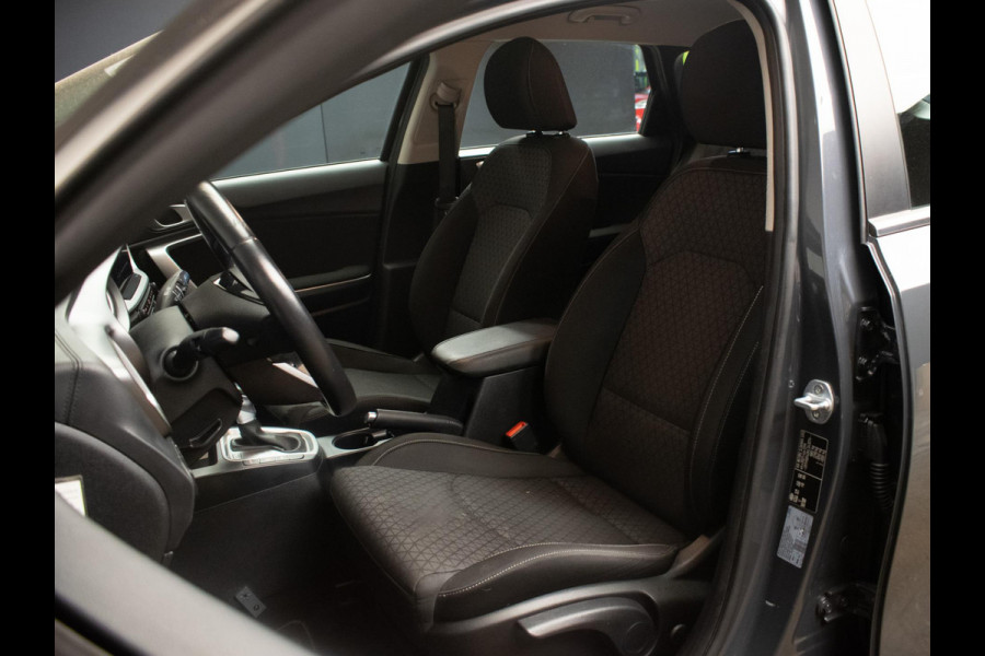 Kia Ceed Sportswagon 1.4 T-GDi DynamicLine Sport (APPLECARPLAY,NAVI,CAMERA,PDC,CLIMATE,CRUISE,LED,SPORTSTOELEN,LM VELGEN)
