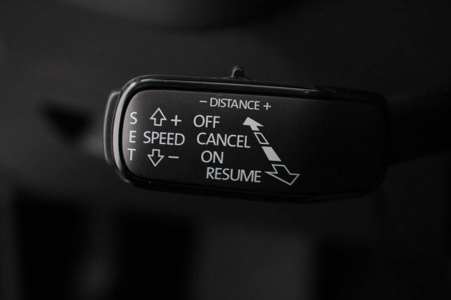Škoda Octavia Combi 1.0 e-TSI 110pk MHEV DSG Style | Navigatie | Apple Carplay/Android Auto | Parkeersensor achter | Camera | Adaptive Cruise Control | Stoelverwarming | Ledverlichting | Climate Control