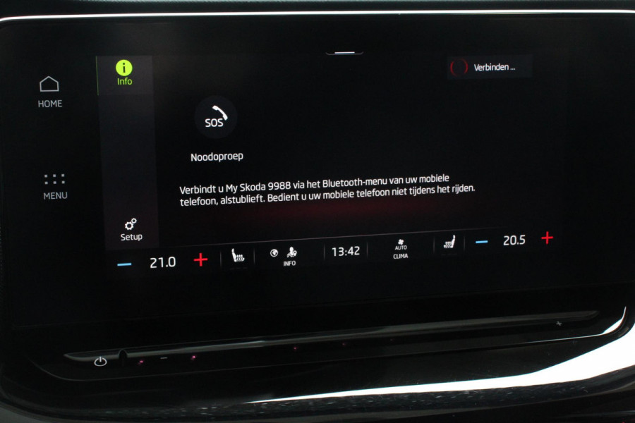 Škoda Octavia Combi 1.0 e-TSI 110pk MHEV DSG Style | Navigatie | Apple Carplay/Android Auto | Parkeersensor achter | Camera | Adaptive Cruise Control | Stoelverwarming | Ledverlichting | Climate Control