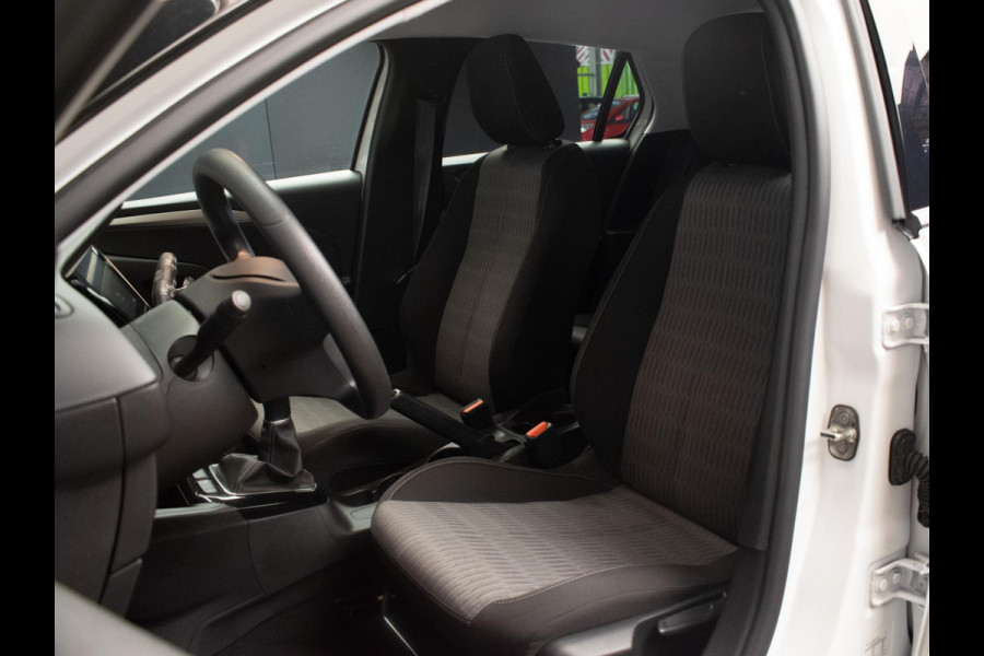 Opel Corsa 1.2 Edition GS-LINE Sport 26000 KM (APPLECAR PLAY,NAVI,LED,SPORTSTOELEN,PDC,LM VELGEN,GETINT,NETTESTAAT)