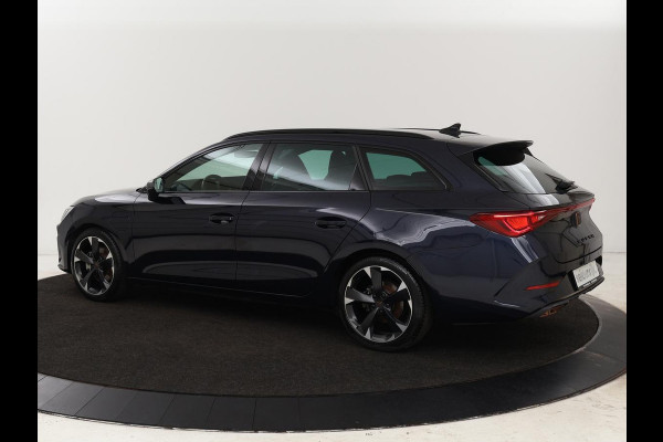 CUPRA Leon 1.4 e-Hybrid | Carplay | Camera | Stoel & Stuurverwarming | Adaptive Cruise | Full LED | Navigatie | DAB+ | LMV 18 inch