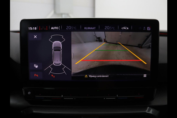 CUPRA Leon 1.4 e-Hybrid | Carplay | Camera | Stoel & Stuurverwarming | Adaptive Cruise | Full LED | Navigatie | DAB+ | LMV 18 inch