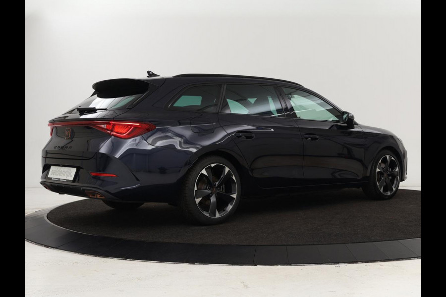 CUPRA Leon 1.4 e-Hybrid | Carplay | Camera | Stoel & Stuurverwarming | Adaptive Cruise | Full LED | Navigatie | DAB+ | LMV 18 inch