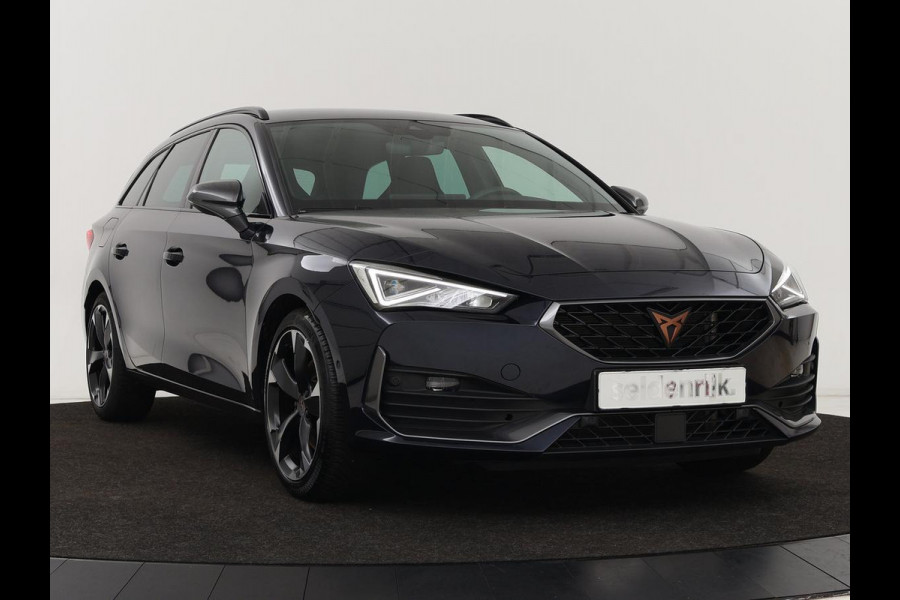 CUPRA Leon 1.4 e-Hybrid | Carplay | Camera | Stoel & Stuurverwarming | Adaptive Cruise | Full LED | Navigatie | DAB+ | LMV 18 inch