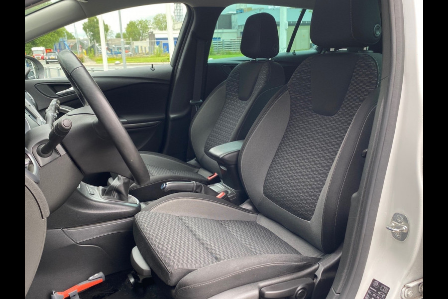 Opel Astra Sports Tourer BWJ 2020 | 1.5 CDTI 123PK Bus Edition | CAMERA | CLIMA | NAVI | PDC | CARPLAY | PRIVACY GLASS |
