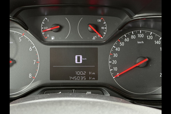 Opel Combo 1.5D 102 PK / L2H1 / TREKHAAK / IMPERIAAL / AIRCO / CRUISE / NAVI / CARPLAY