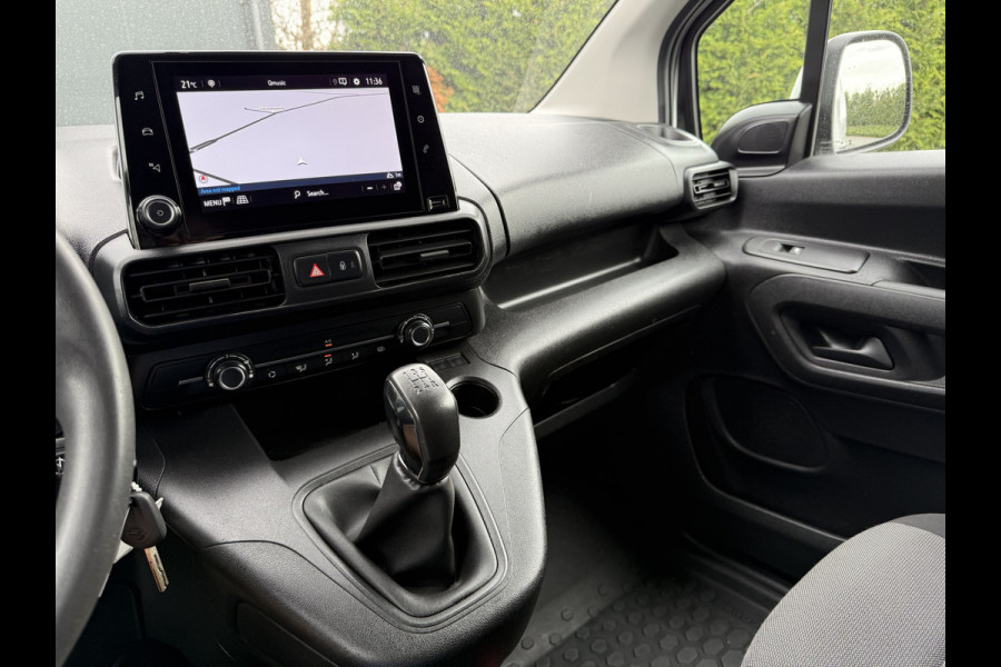 Opel Combo 1.5D 102 PK / L2H1 / TREKHAAK / IMPERIAAL / AIRCO / CRUISE / NAVI / CARPLAY