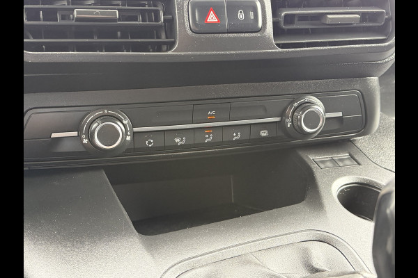 Opel Combo 1.5D 102 PK / L2H1 / TREKHAAK / IMPERIAAL / AIRCO / CRUISE / NAVI / CARPLAY