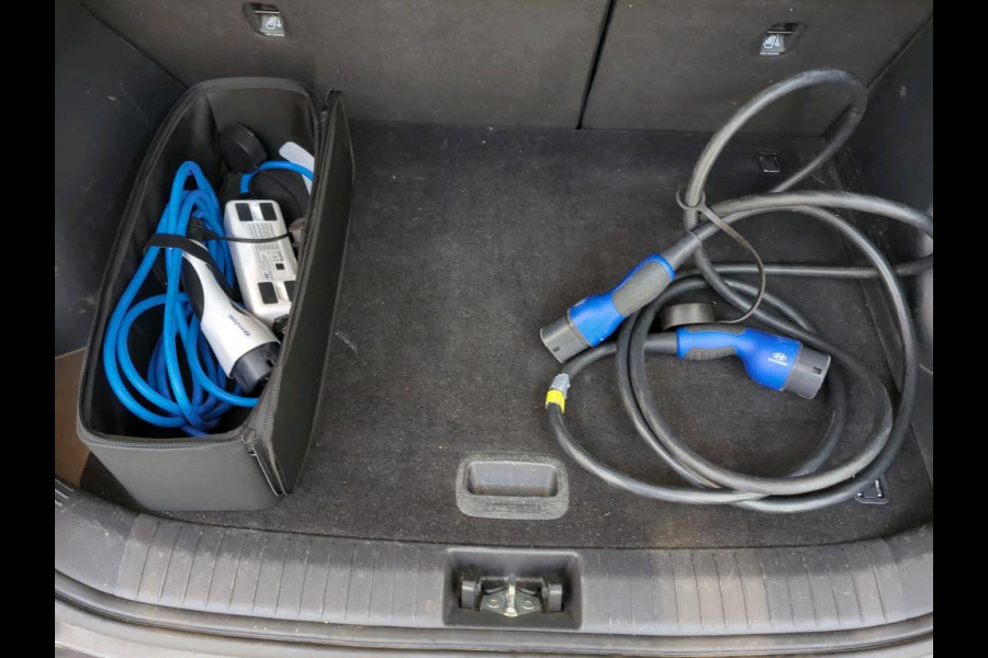 Hyundai Kona EV Comfort 64 kWh 100% soh | CAMERA