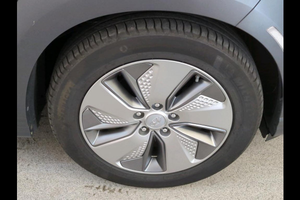 Hyundai Kona EV Comfort 64 kWh 100% soh | CAMERA