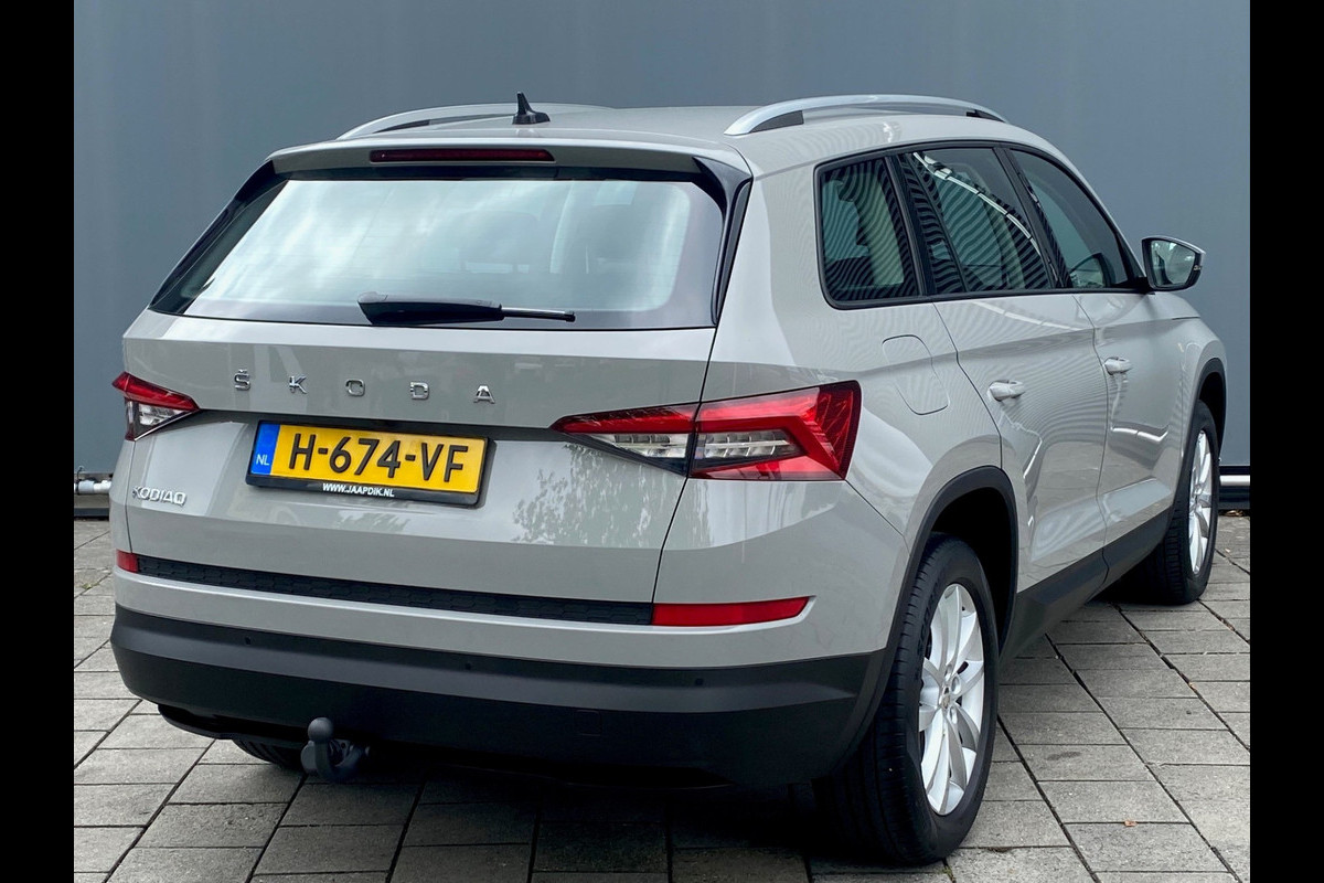 Škoda Kodiaq BWJ 2020 | 1.5 TSI 150PK Business Edition | CLIMA | CRUISE | TREKHAAK | CAMERA | LEDER/STOF | PDC | CARPLAY Škoda Kodiaq BWJ 2020 | 1.5 TSI 150PK Business Edition | CLIMA | CRUISE | TREKHAAK | CAMERA | LEDER/STOF | PDC | CARPLAY