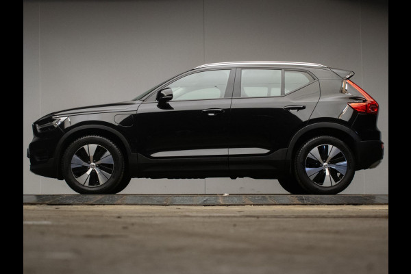 Volvo XC40 1.5 T5 Twin Sport (APPLE CARPLAY,NAVI,CAMERA,LED,XENON,STOELVERWARMING,TREKHAAK,GETINT,CRUISE,CLIMATE,NETTESTAAT)