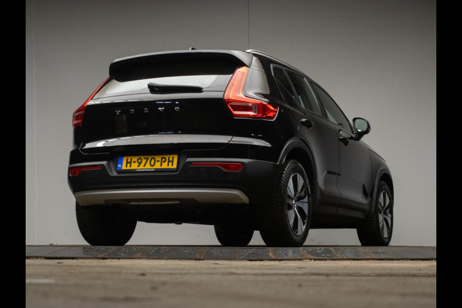 Volvo XC40 1.5 T5 Twin Sport (APPLE CARPLAY,NAVI,CAMERA,LED,XENON,STOELVERWARMING,TREKHAAK,GETINT,CRUISE,CLIMATE,NETTESTAAT)