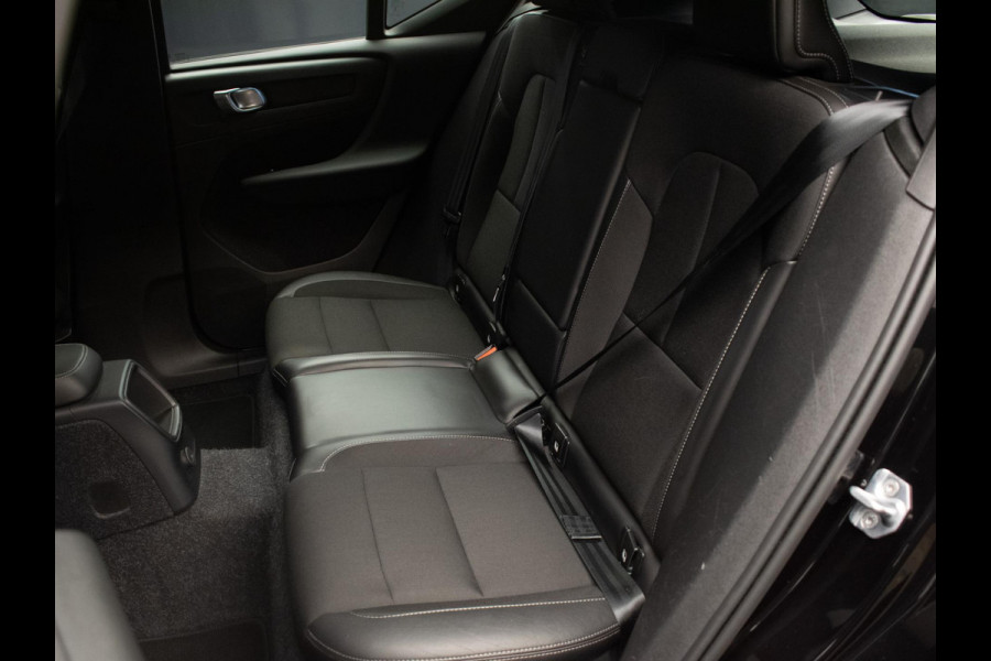 Volvo XC40 1.5 T5 Twin Sport (APPLE CARPLAY,NAVI,CAMERA,LED,XENON,STOELVERWARMING,TREKHAAK,GETINT,CRUISE,CLIMATE,NETTESTAAT)