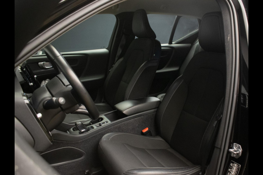 Volvo XC40 1.5 T5 Twin Sport (APPLE CARPLAY,NAVI,CAMERA,LED,XENON,STOELVERWARMING,TREKHAAK,GETINT,CRUISE,CLIMATE,NETTESTAAT)