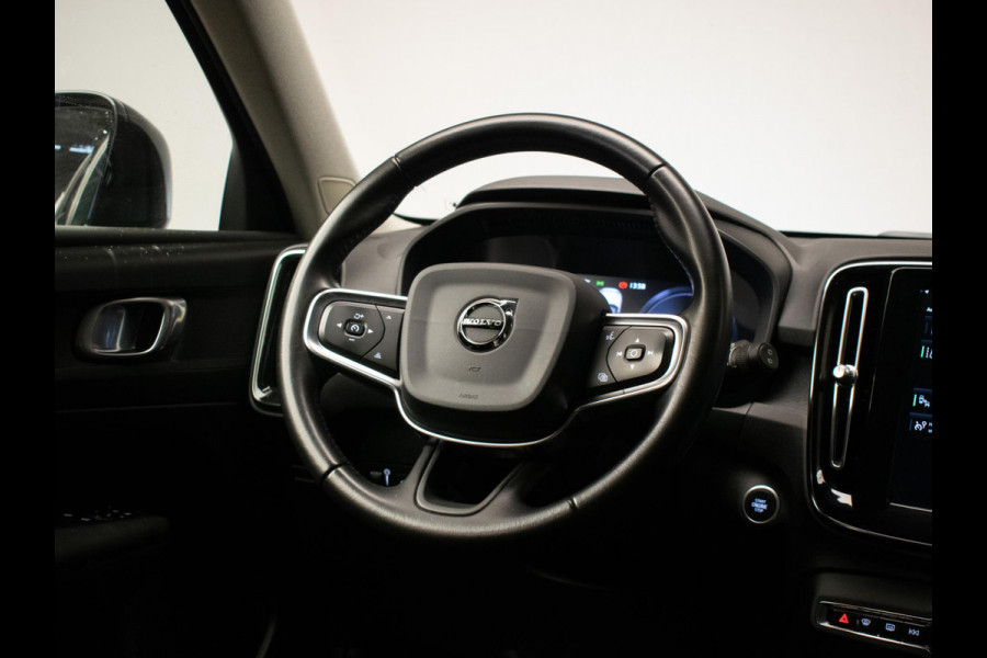 Volvo XC40 1.5 T5 Twin Sport (APPLE CARPLAY,NAVI,CAMERA,LED,XENON,STOELVERWARMING,TREKHAAK,GETINT,CRUISE,CLIMATE,NETTESTAAT)