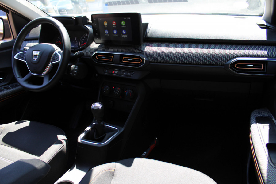 Dacia SANDERO Stepway 1.0 TCe 90 Essential | Trekhaak | Camera | Airco | BLIS | Cruise control | Origin NL