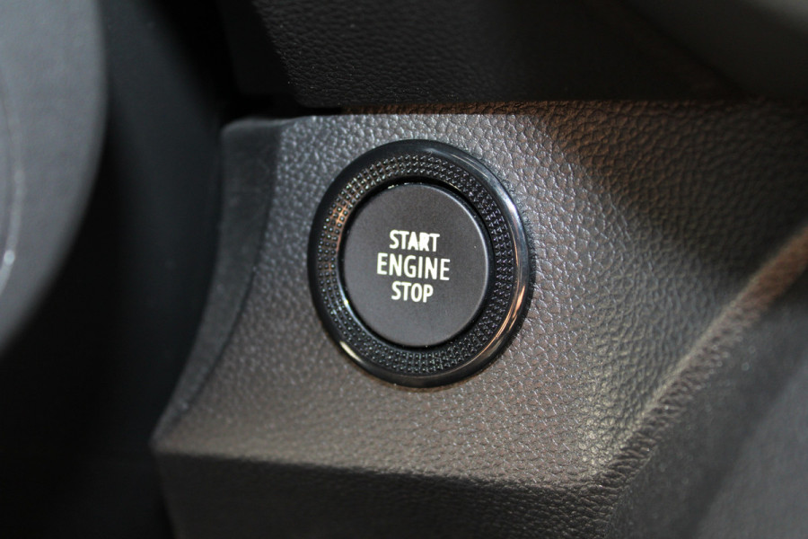 Dacia SANDERO Stepway 1.0 TCe 90 Essential | Trekhaak | Camera | Airco | BLIS | Cruise control | Origin NL