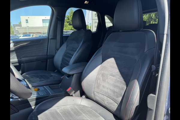 Ford Kuga 2.5 PHEV ST-Line X 225pk | Black Pack | Sync 3 Navigatie | 20 inch Lichtmetaal | Contrasterend dak| 1.500kg Trekgewicht