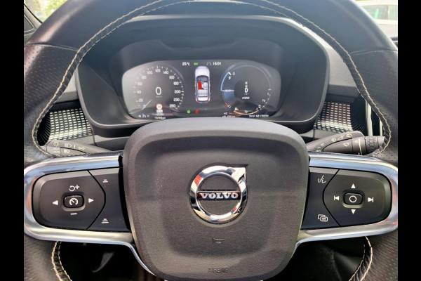 Volvo XC40 1.5 T4 Recharge R-Design Expression | Panodak | Trekhaak | 1800kg | Leder Alcantara | Two Tone | (occasion)