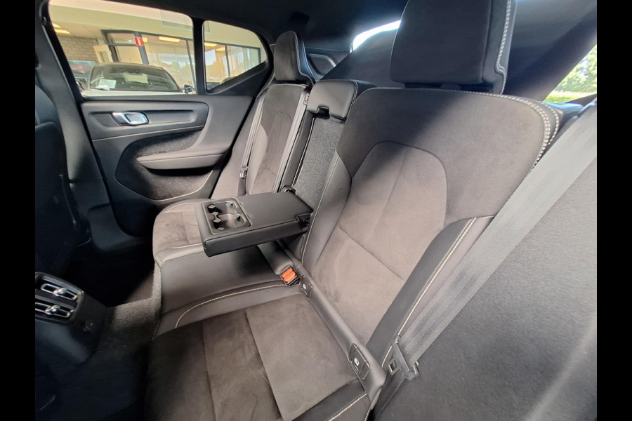 Volvo XC40 1.5 T4 Recharge R-Design Expression | Panodak | Trekhaak | 1800kg | Leder Alcantara | Two Tone | (occasion)