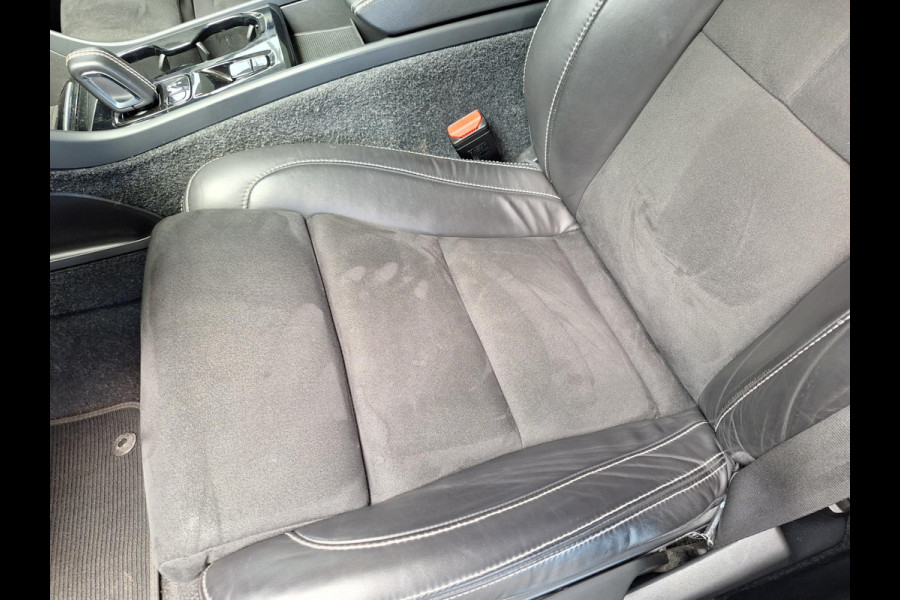 Volvo XC40 1.5 T4 Recharge R-Design Expression | Panodak | Trekhaak | 1800kg | Leder Alcantara | Two Tone | (occasion)