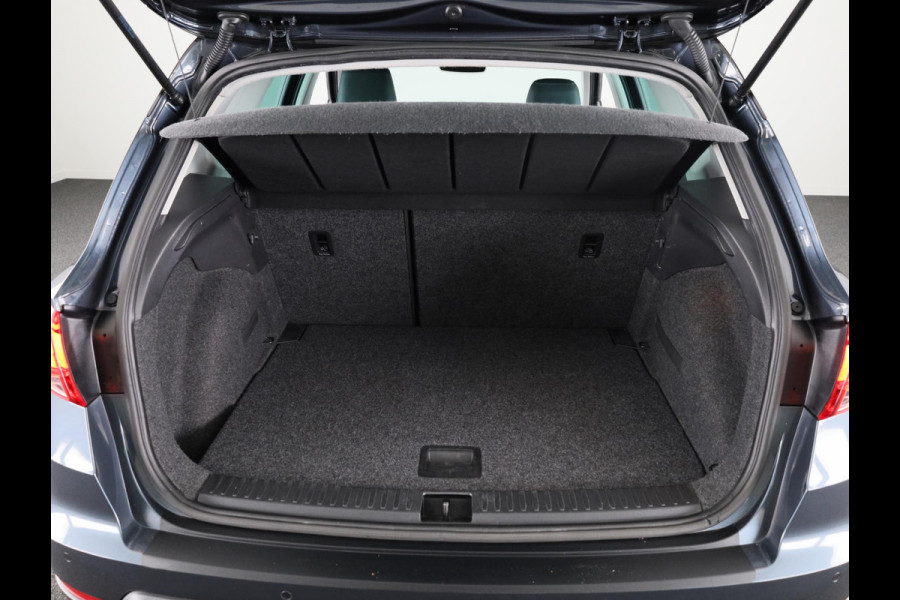 Seat Arona 1.0 TSI Style Business Intense Plus 95 pk | Navigatie | Parkeersensoren | Achteruitrijcamera | Adaptieve cruise control | Stoelverwarming |