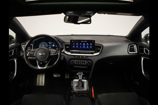 Kia ProCeed 1.4 T-GDI GT-PlusLine (PANORAMADAK,APPLE CARPLAY,XENON,STOELVERWARMING,SPORTSTOELEN,CAMERA,DODEHOEK,PDC,NETTESTAAT)