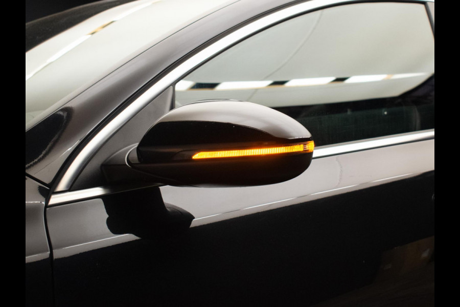 Kia ProCeed 1.4 T-GDI GT-PlusLine (PANORAMADAK,APPLE CARPLAY,XENON,STOELVERWARMING,SPORTSTOELEN,CAMERA,DODEHOEK,PDC,NETTESTAAT)
