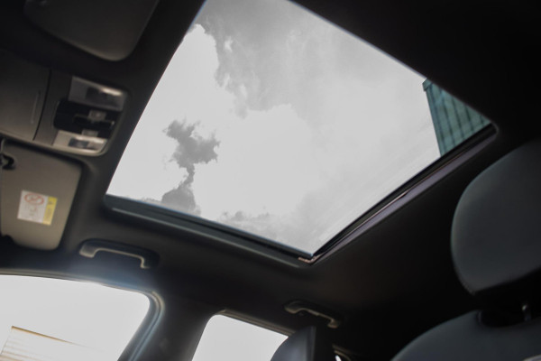 Kia ProCeed 1.4 T-GDI GT-PlusLine (PANORAMADAK,APPLE CARPLAY,XENON,STOELVERWARMING,SPORTSTOELEN,CAMERA,DODEHOEK,PDC,NETTESTAAT)