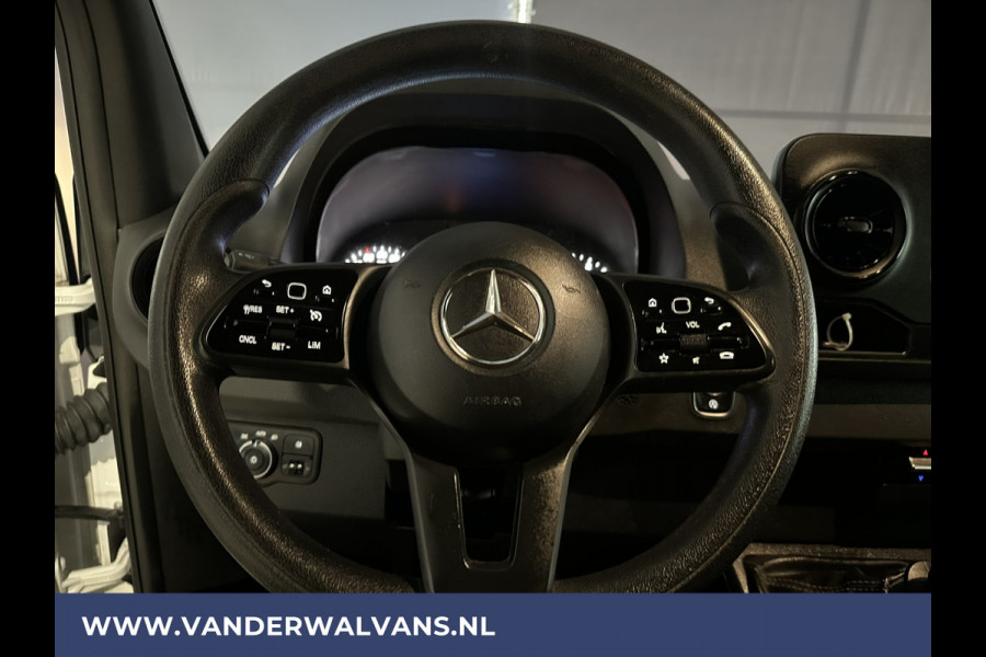 Mercedes-Benz Sprinter 317 CDI 170pk L3H2 Euro6 Airco | Camera | Apple Carplay | Android Auto | 2800kg Trekhaak Cruisecontrol, Bijrijdersbank