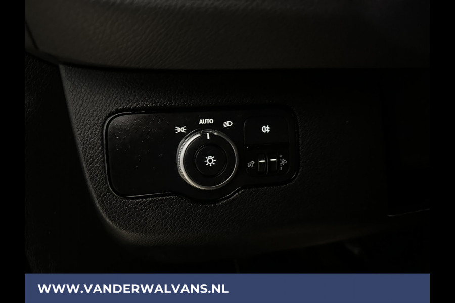 Mercedes-Benz Sprinter 317 CDI 170pk L3H2 Euro6 Airco | Camera | Apple Carplay | Android Auto | 2800kg Trekhaak Cruisecontrol, Bijrijdersbank