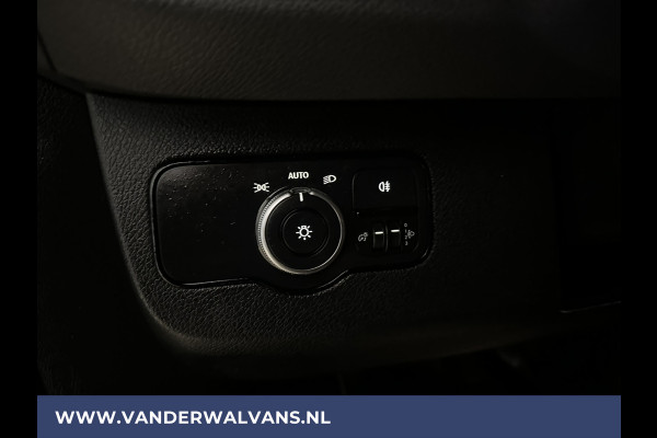 Mercedes-Benz Sprinter 317 CDI 170pk L3H2 Euro6 Airco | Camera | Apple Carplay | Android Auto | 2800kg Trekhaak Cruisecontrol, Bijrijdersbank