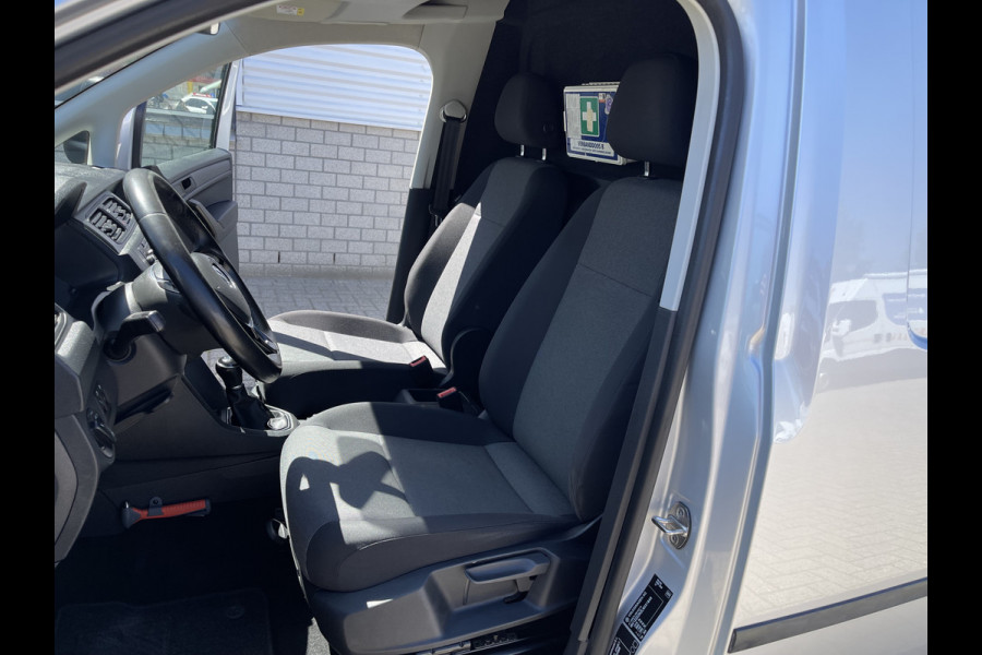 Volkswagen Caddy 2.0 TDI 102pk L2H1 BMT Maxi Comfortline / vaste prijs rijklaar € 14.950 ex btw / lease vanaf € 252 / airco / cruise / navi / achterklep / Bott ingerichte laadruimte !