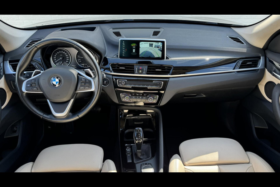 BMW X1 XDrive20i Executive Cruise control Climate control Trekhaak Dealeronderhouden Audio