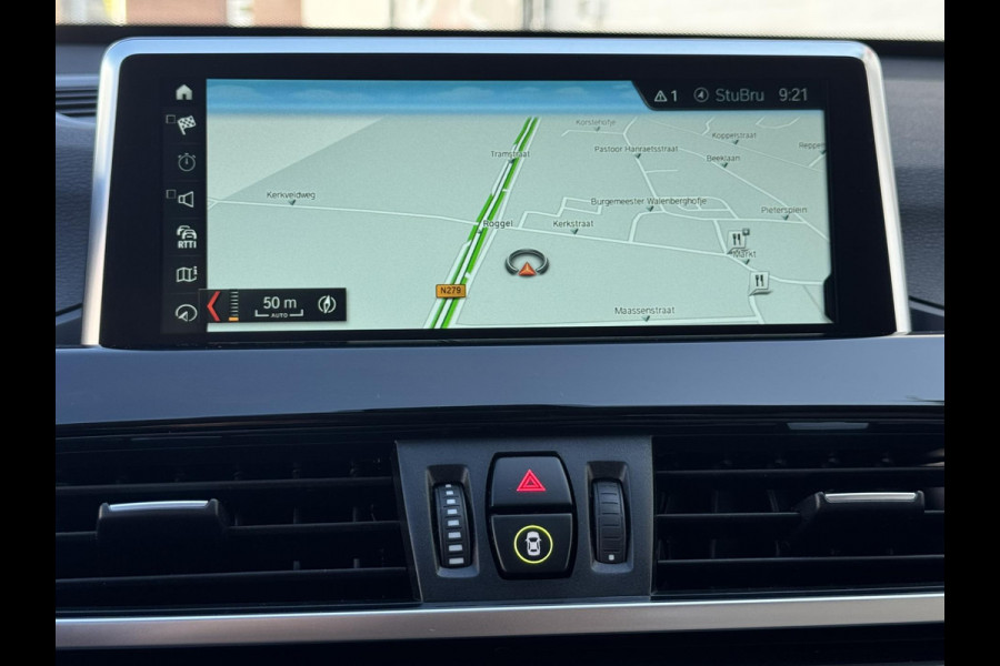 BMW X1 XDrive20i Executive Cruise control Climate control Trekhaak Dealeronderhouden Audio