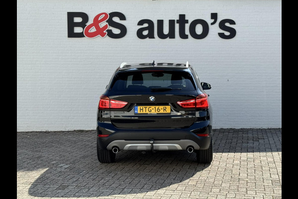 BMW X1 XDrive20i Executive Cruise control Climate control Trekhaak Dealeronderhouden Audio
