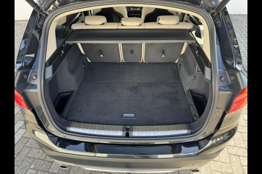 BMW X1 XDrive20i Executive Cruise control Climate control Trekhaak Dealeronderhouden Audio