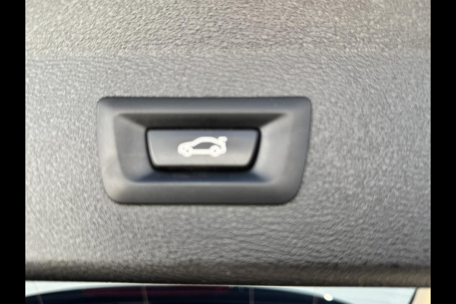 BMW X1 XDrive20i Executive Cruise control Climate control Trekhaak Dealeronderhouden Audio