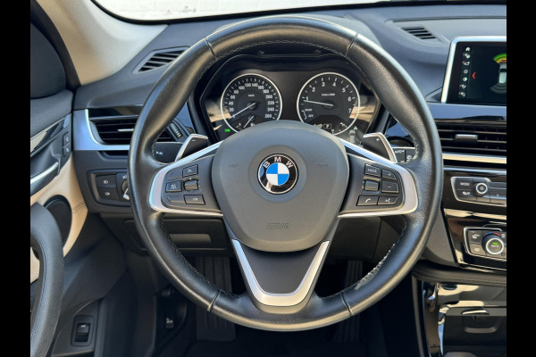 BMW X1 XDrive20i Executive Cruise control Climate control Trekhaak Dealeronderhouden Audio