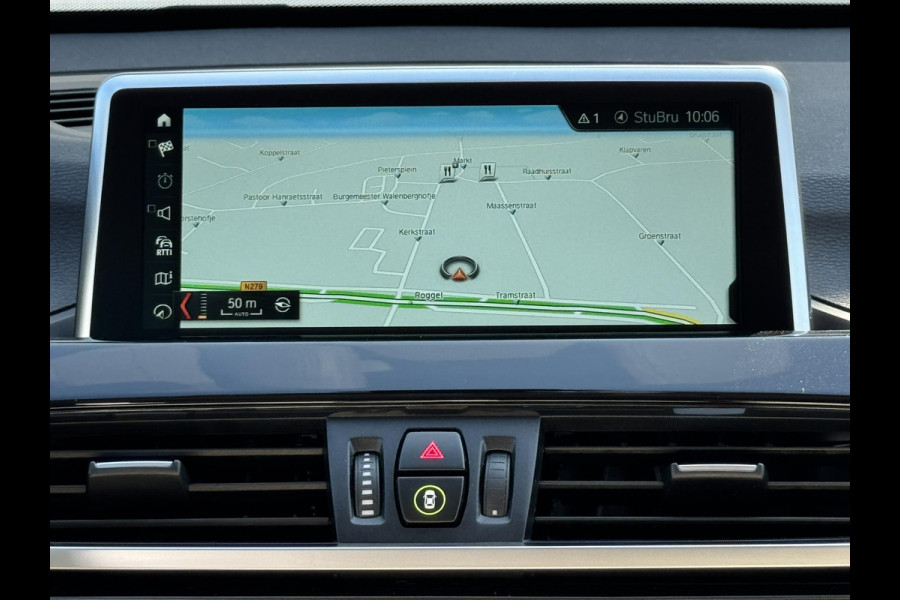 BMW X1 XDrive20i Executive Cruise control Climate control Trekhaak Dealeronderhouden Audio