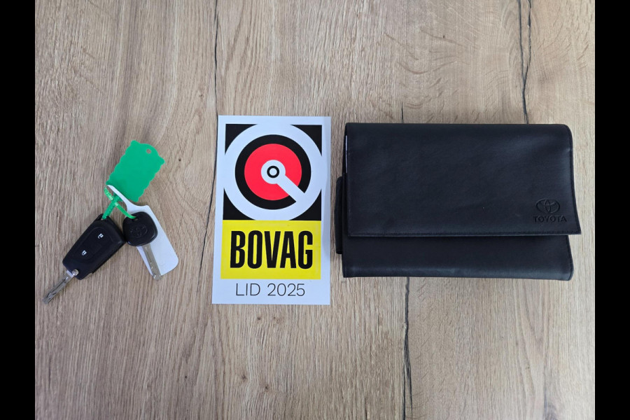 Toyota Aygo 1.0 VVT-i x-nav | Parkeercamera | Navi | Cruisecontrol | Bluetooth audio | Carlink | dealerauto