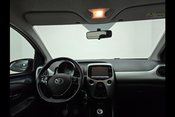 Toyota Aygo 1.0 VVT-i x-nav | Parkeercamera | Navi | Cruisecontrol | Bluetooth audio | Carlink | dealerauto