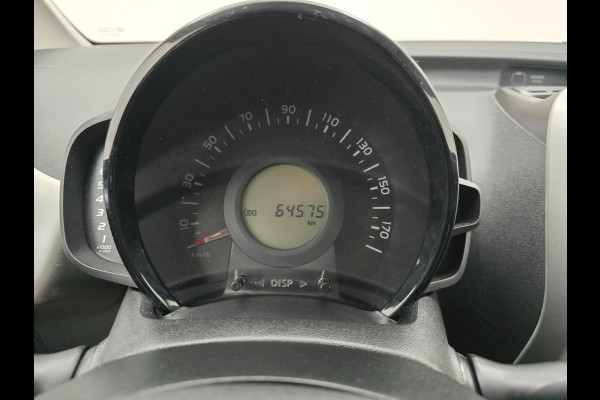 Toyota Aygo 1.0 VVT-i x-nav | Parkeercamera | Navi | Cruisecontrol | Bluetooth audio | Carlink | dealerauto
